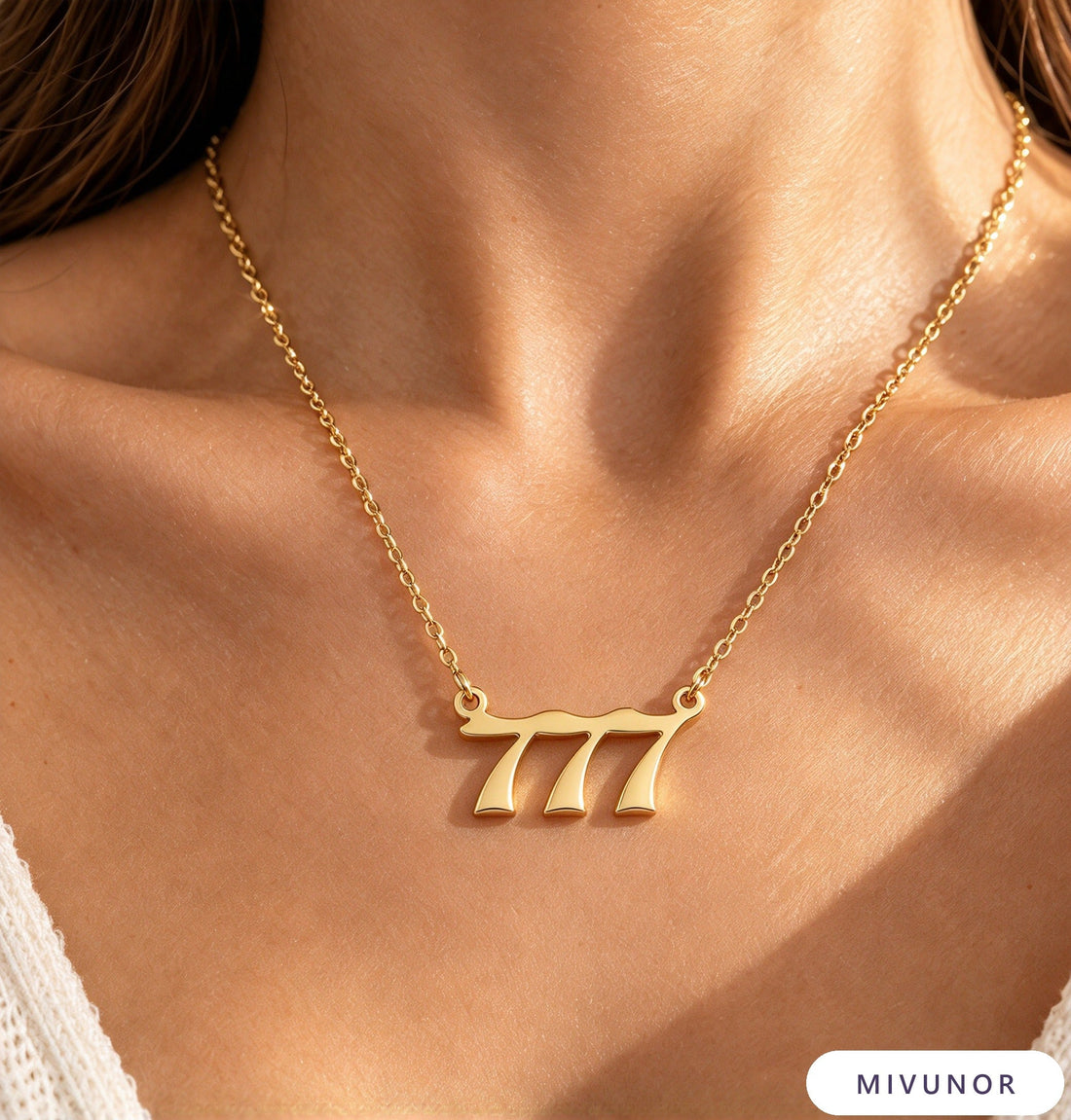 Crystal Necklace Meaning & How to Choose | MIVUNOR